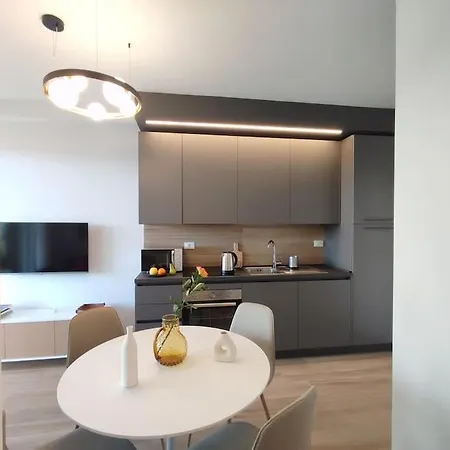 Elegance A Due Passi Dal Mare Con Posto Auto *