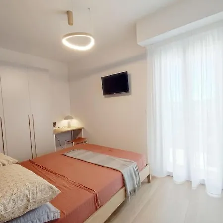 Elegance A Due Passi Dal Mare Con Posto Auto Apartment