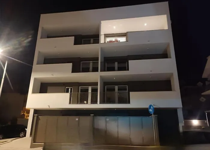 Elegance A Due Passi Dal Mare Con Posto Auto Apartamento *